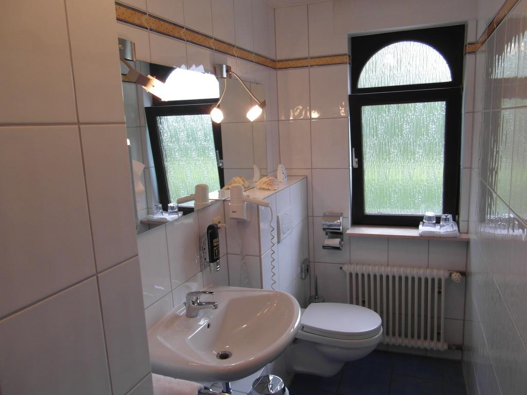 Hotel Castello Bianco à Wadern Extérieur photo