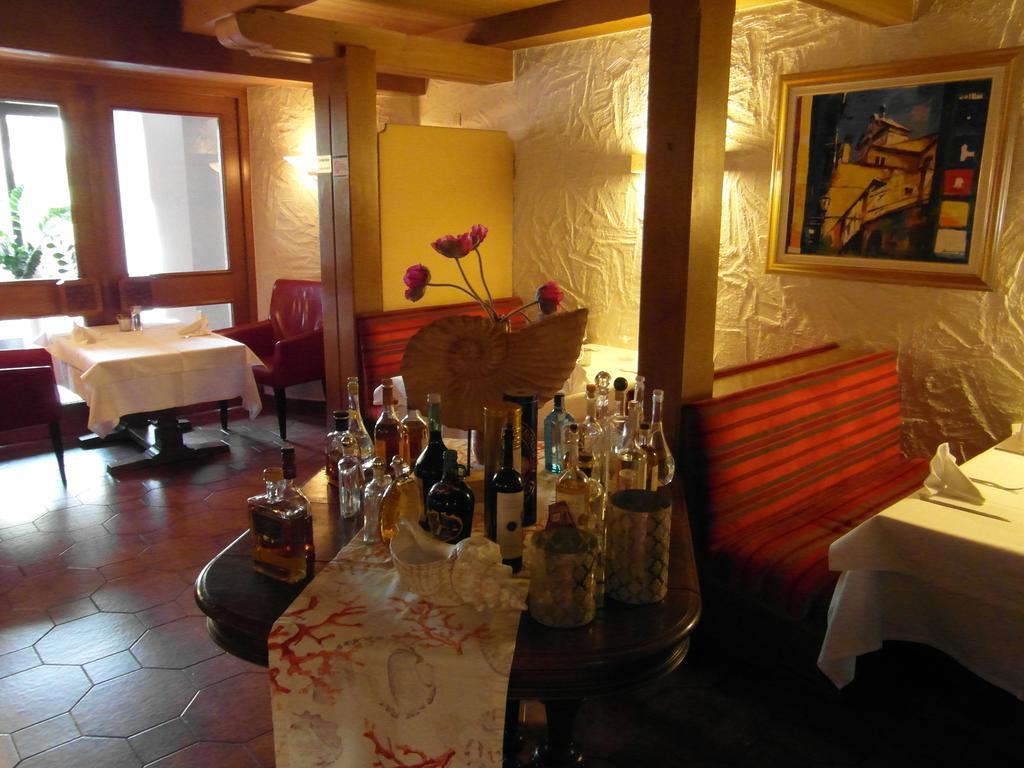 Hotel Castello Bianco à Wadern Extérieur photo